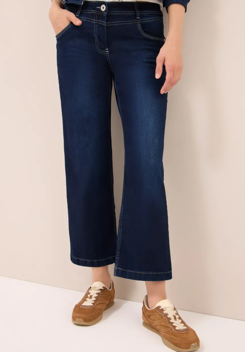 Wide Leg Jeans