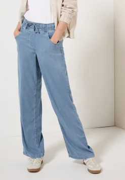 Wide Leg Jeans