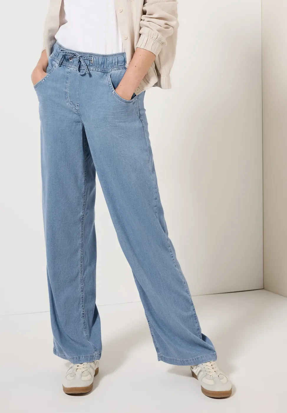 Wide Leg Jeans