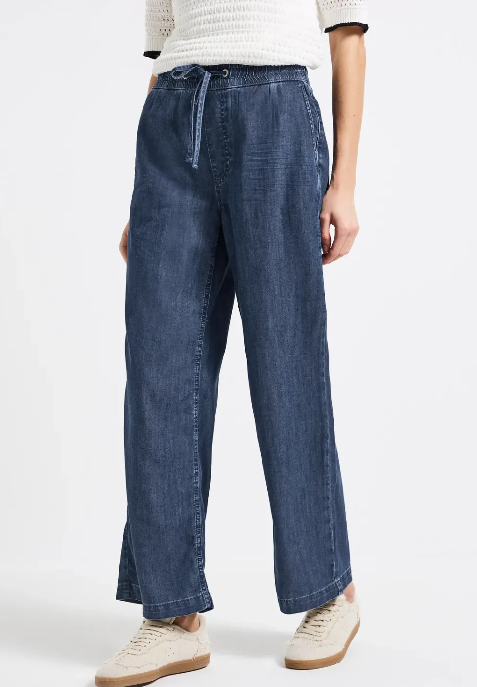 Wide Leg Jeans