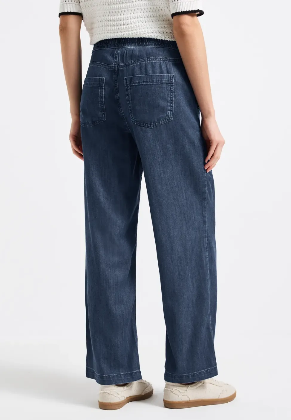 Wide Leg Jeans