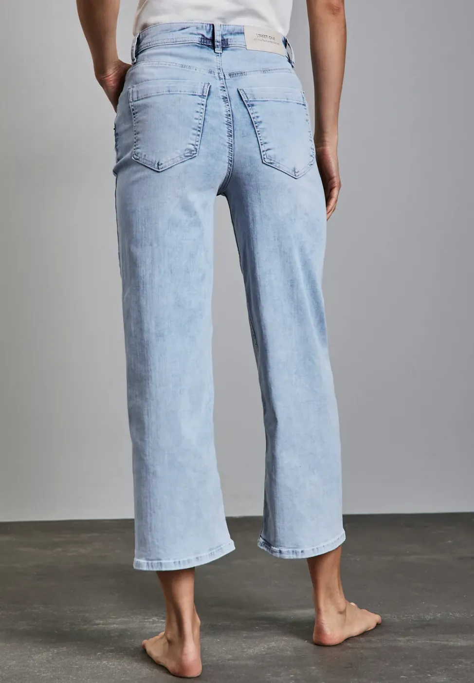 Wide Leg Jeans