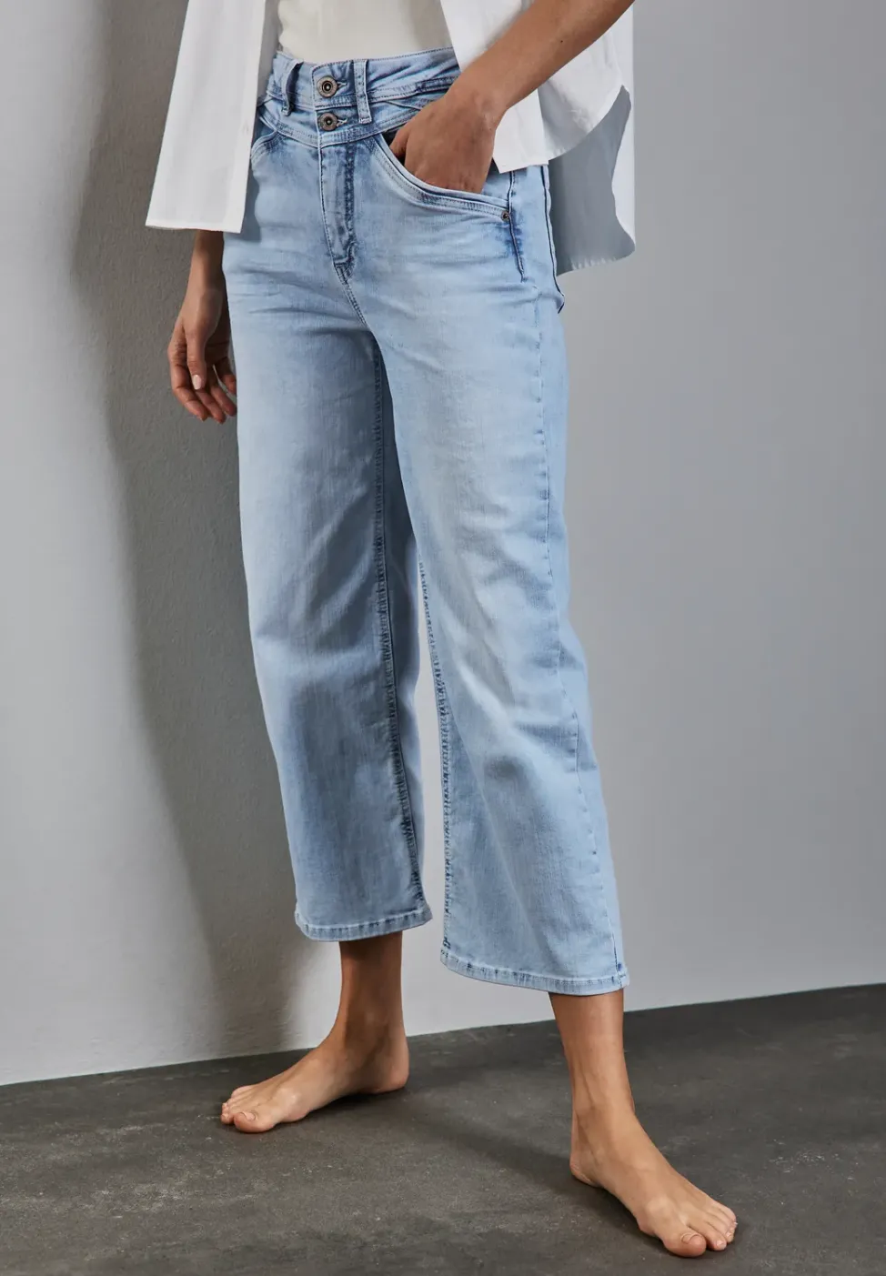 Wide Leg Jeans