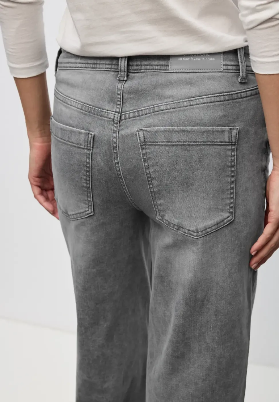 Wide Leg Jeans