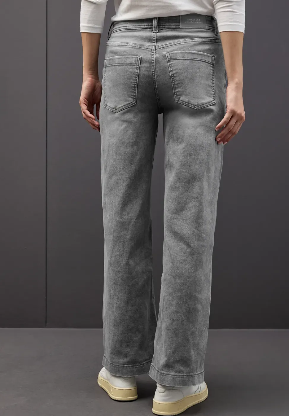 Wide Leg Jeans