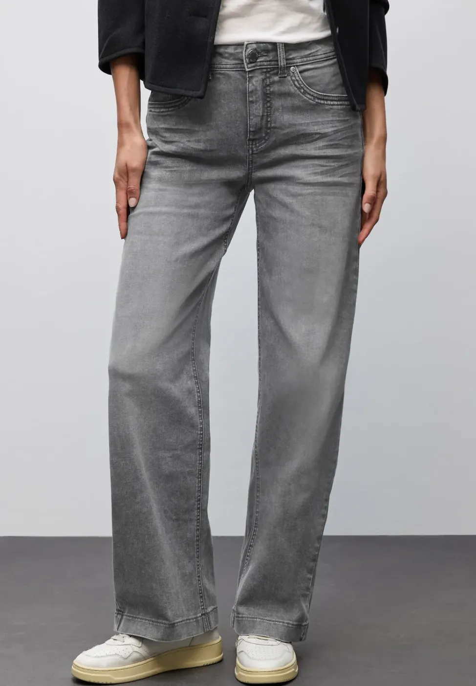Wide Leg Jeans