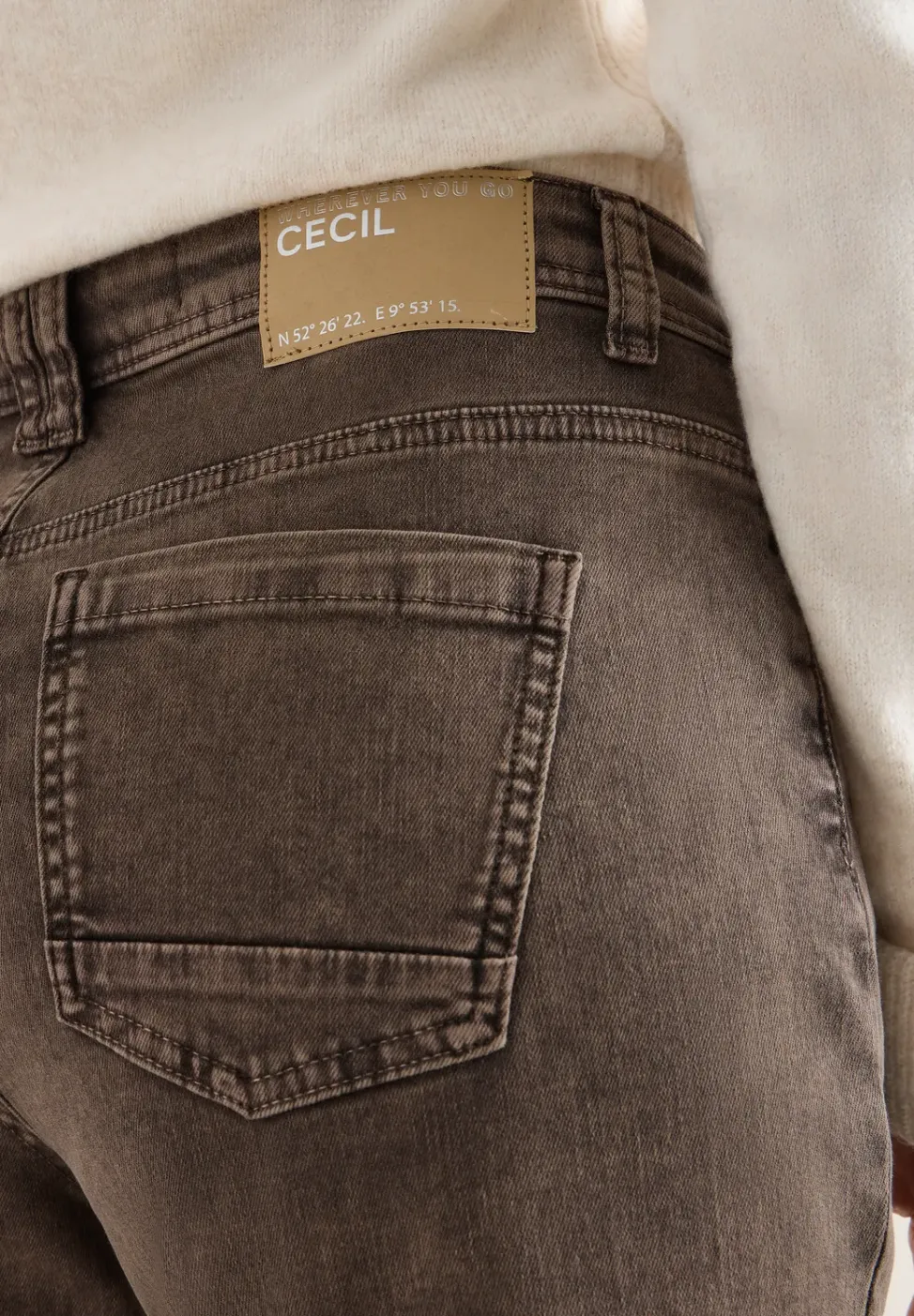 Wide Leg Jeans