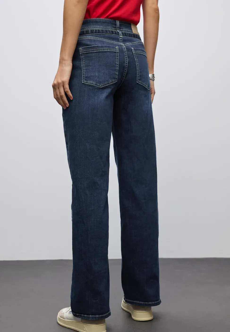 Wide Leg Jeans mit Gürtel