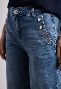 Wide Leg Jeans mit Knopfdetails