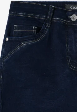 Wide Leg Rinsed Jeans