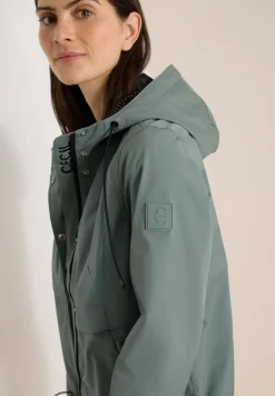 Windbreaker mit Hoodie