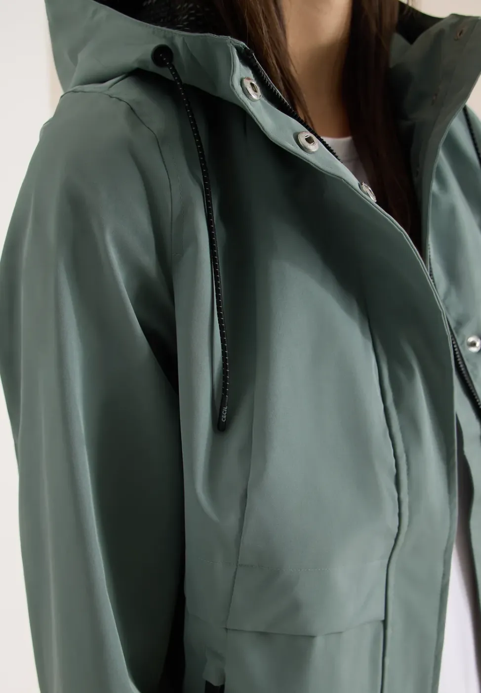 Windbreaker mit Hoodie