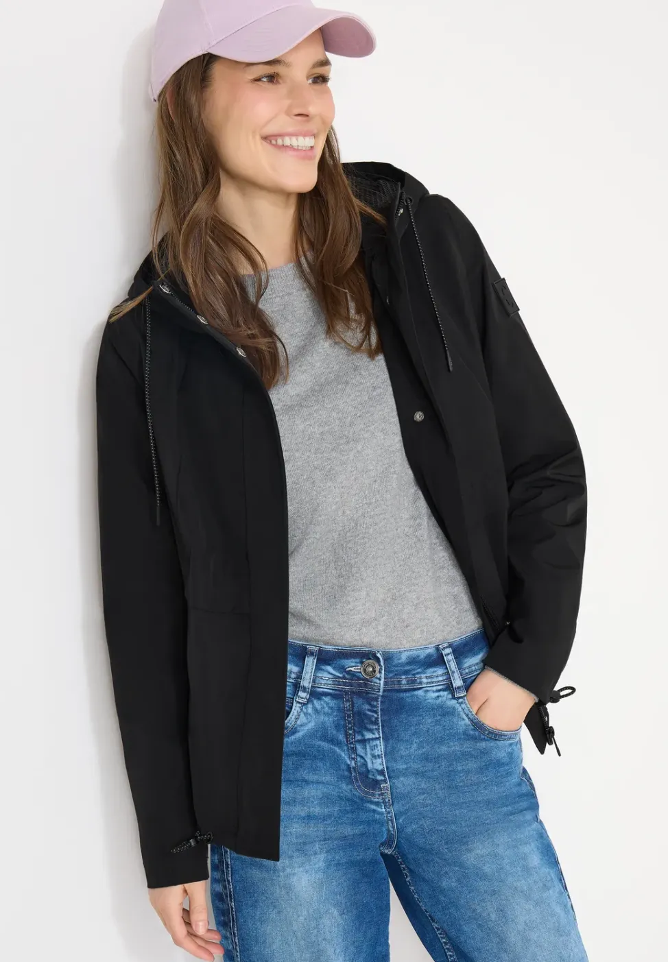 Windbreaker mit Hoodie