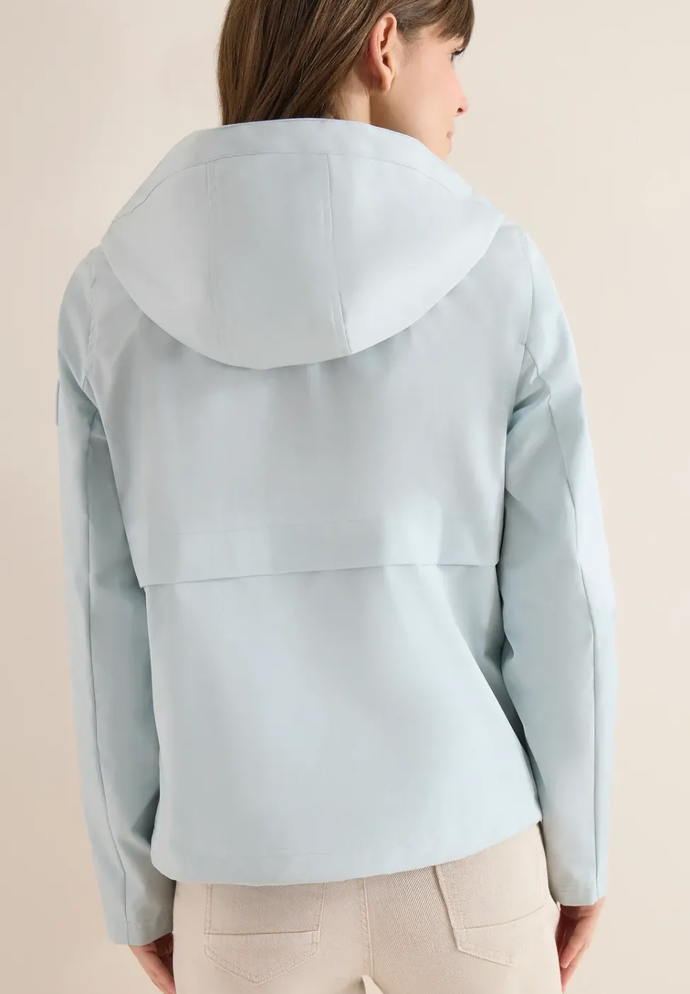 Windbreaker mit Hoodie