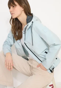 Windbreaker mit Hoodie