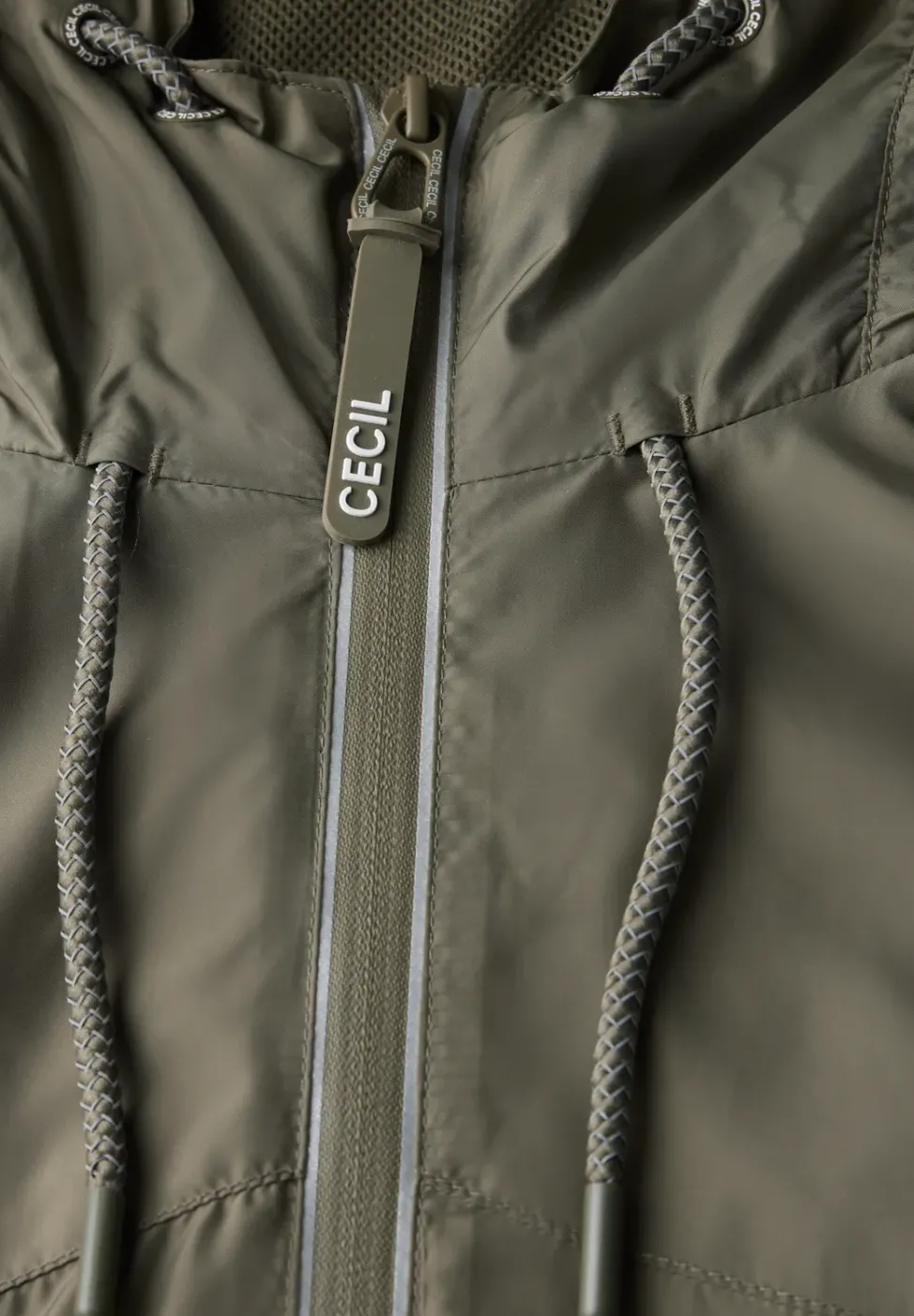 Windbreaker mit Taschen
