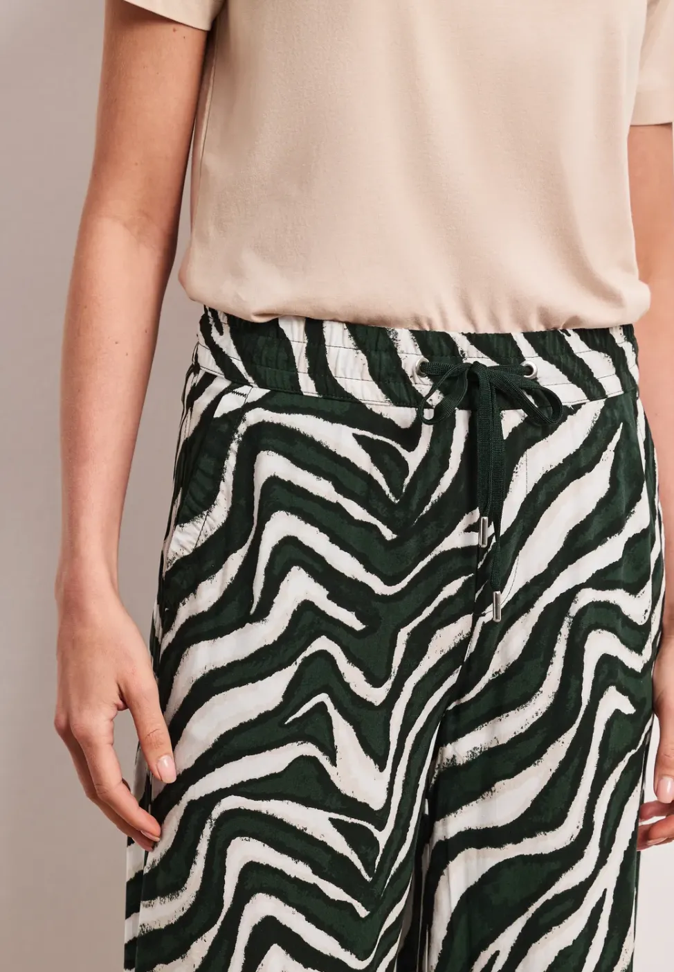 Zebra Wide Leg Hose