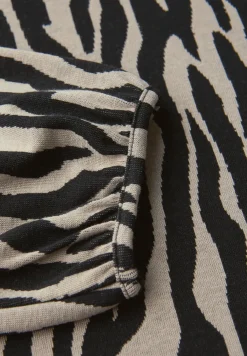 Zebra Jacquard Shirt